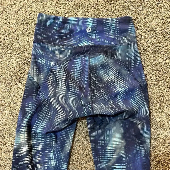 Lululemon Invigorate High-Rise Tight Legging Shapeshifter Flux Blue Multi Size 2 - Picture 14 of 15